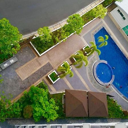 F-10C Parkside Villas Пасай Екстериор снимка