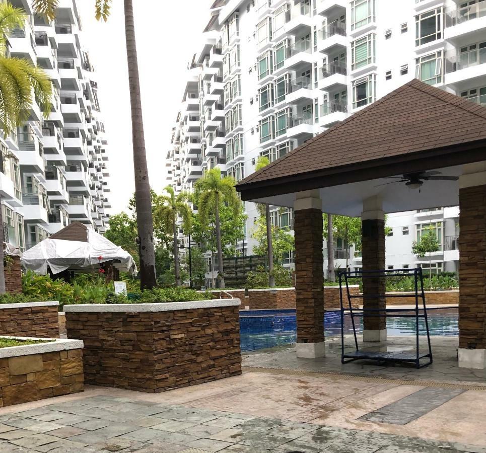 F-10C Parkside Villas Пасай Екстериор снимка